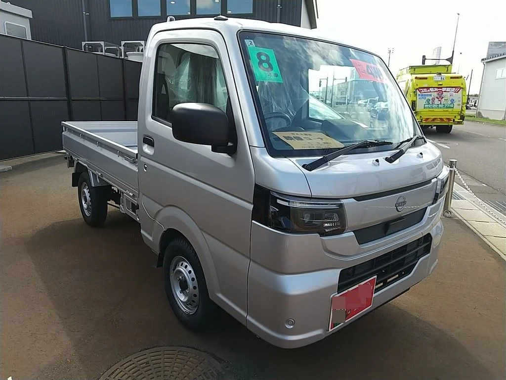 Nissan NT100 Clipper DR16T 2026